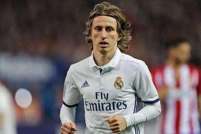 美记：火箭等不被认为是特雷·杨下家，目前仅奇才有实质接触